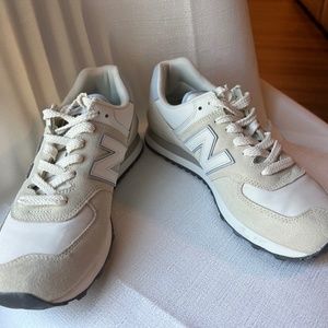 Womens New Balance 574, NWOT, White, Size 9.5